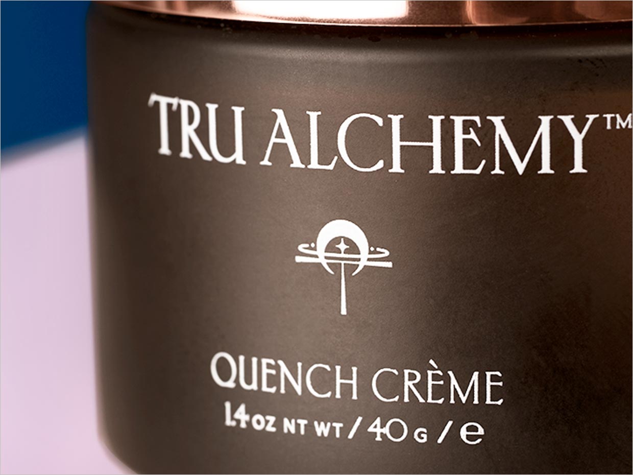 美國Tru Alchemy清潔護(hù)膚品包裝設(shè)計之局部細(xì)節(jié)展示