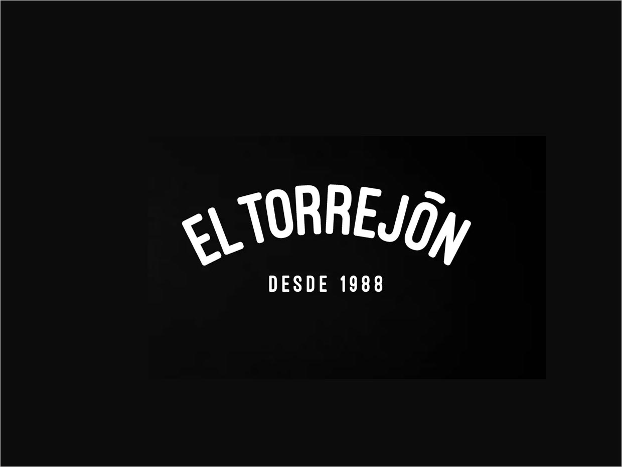 西班牙ElTorrejon鮮牛奶logo設(shè)計